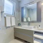 Danica With Heated Pool And Jacuzzi Villa